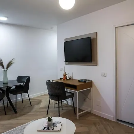 The Urban Oasis Appartement