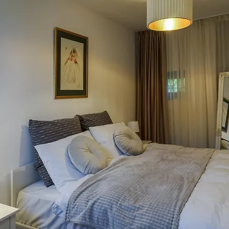 The Urban Oasis Apartament *