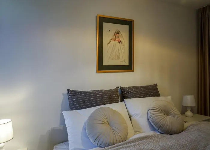 The Urban Oasis Apartament *